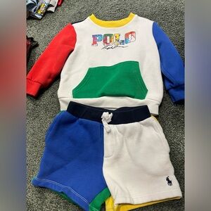 RL outfit sweatshirt and shorts